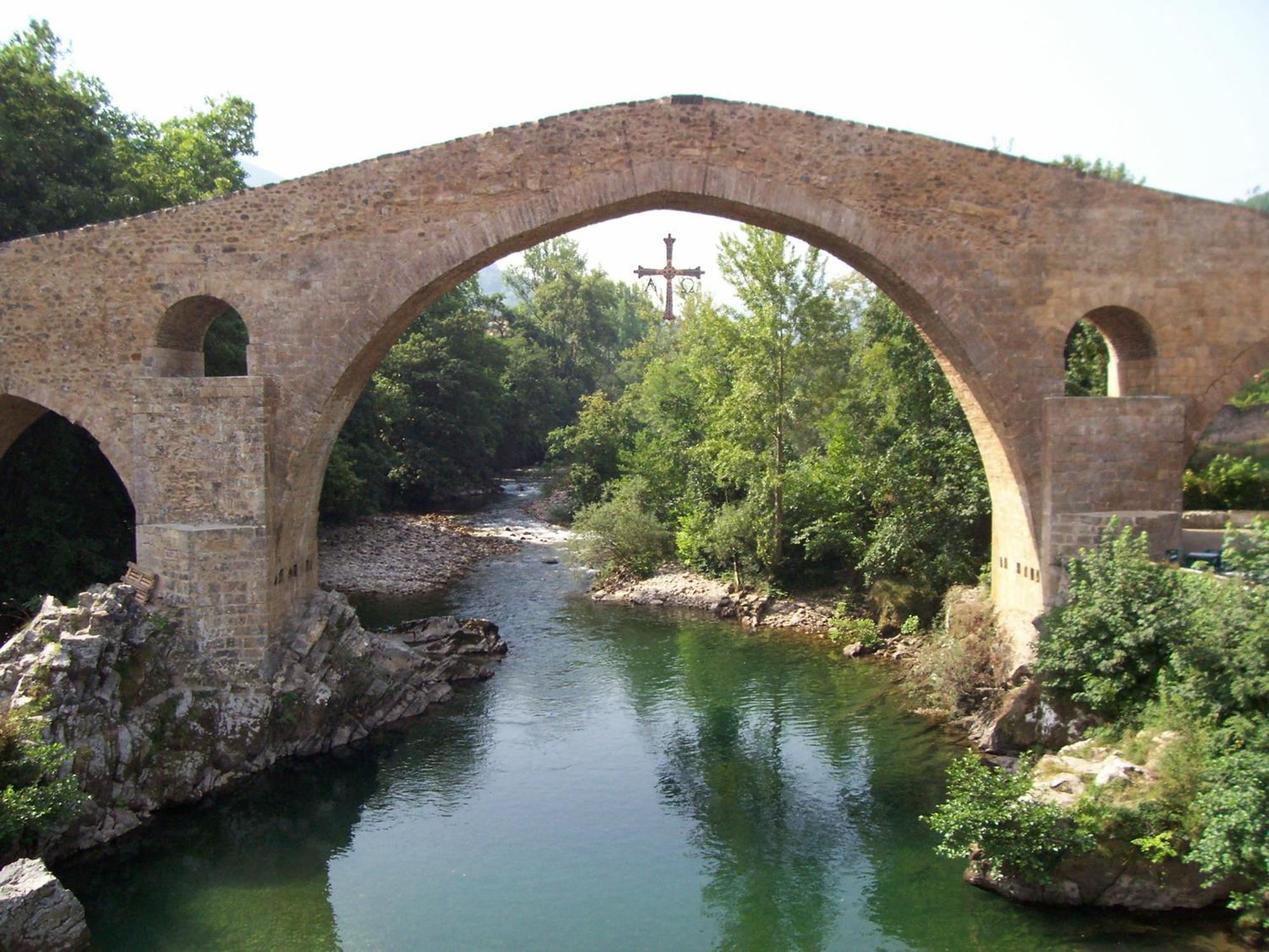 דירות Onís Apartamento Rural Lago Ercina מראה חיצוני תמונה